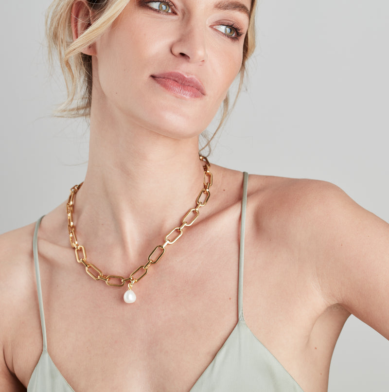 Link Chain Necklace and Baroque Pearl Charm Gold Set