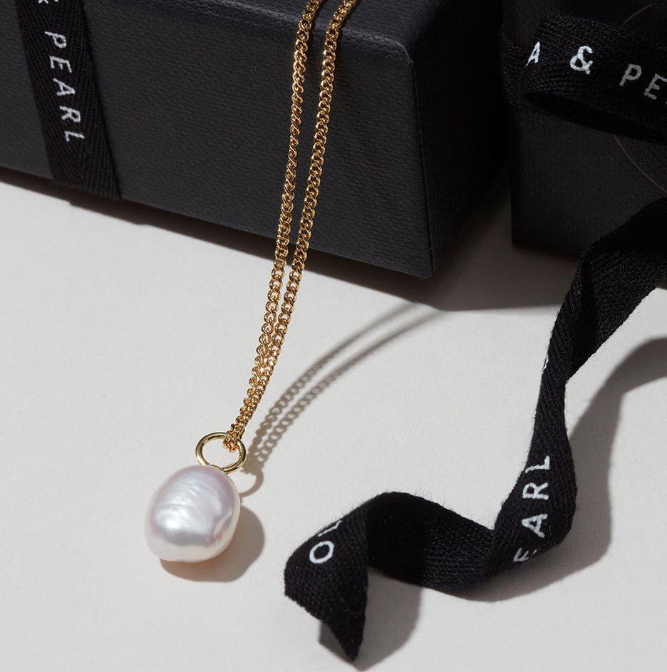 Oh So Bold Pearl Necklace